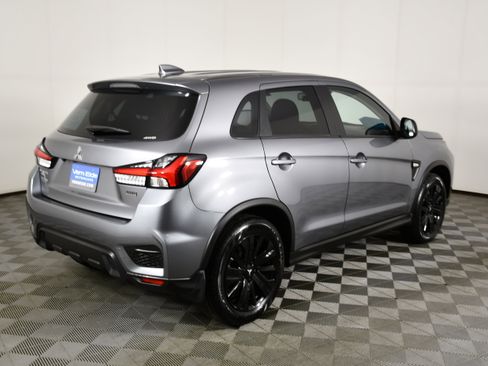 Used 2024 Mitsubishi Outlander Sport LE image 6
