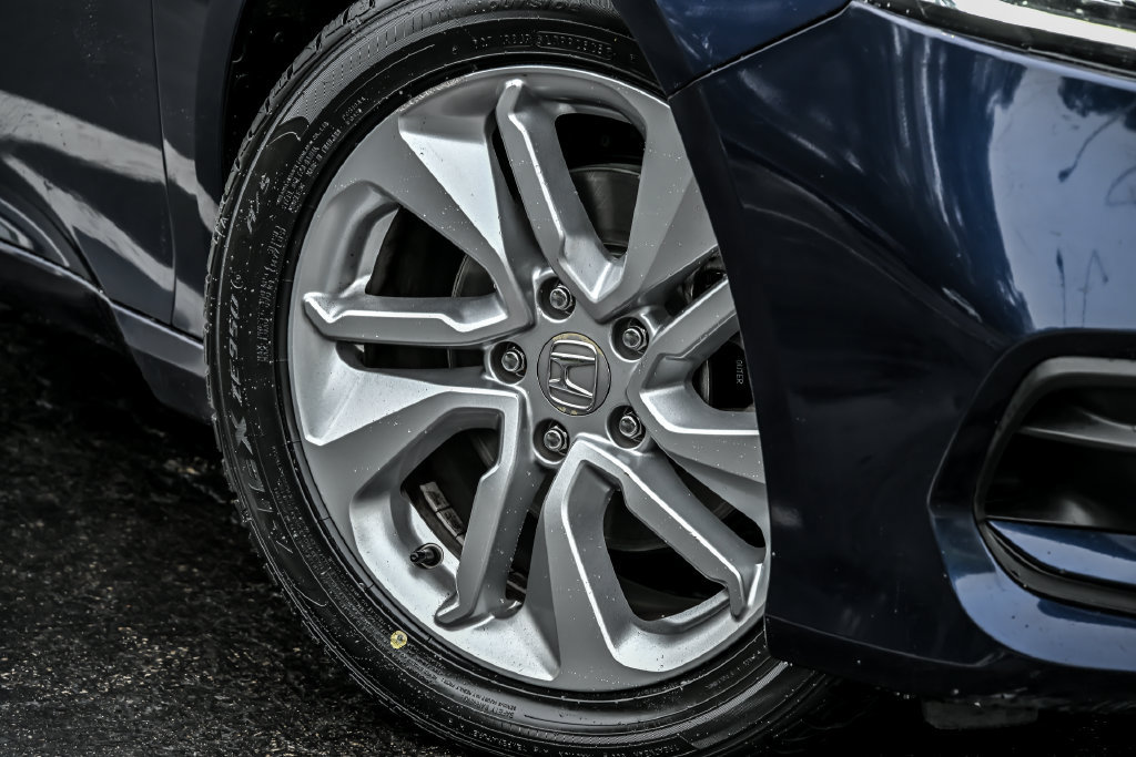Used 2020 Honda Accord LX image 3