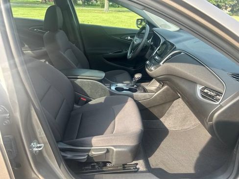 Used 2022 Chevrolet Malibu LS FWD image 26