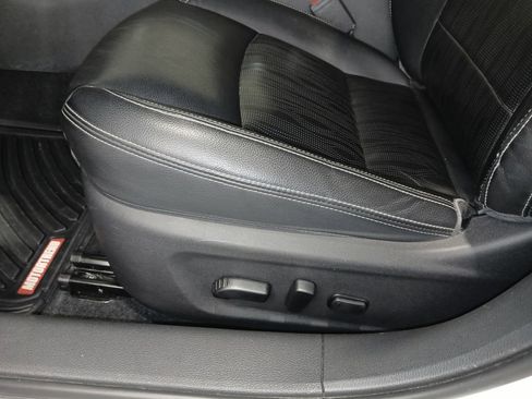 Used 2020 Nissan Altima 2.0 Platinum FWD image 15
