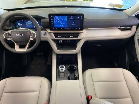 New 2026 Ford Explorer Active w/ Active Comfort Package AWD/4WD image 12