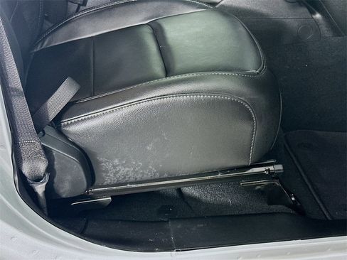 Used 2023 Jeep Wrangler Altitude image 23