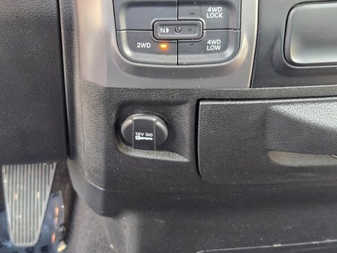 Used 2024 RAM 1500 Classic SLT AWD/4WD image 29