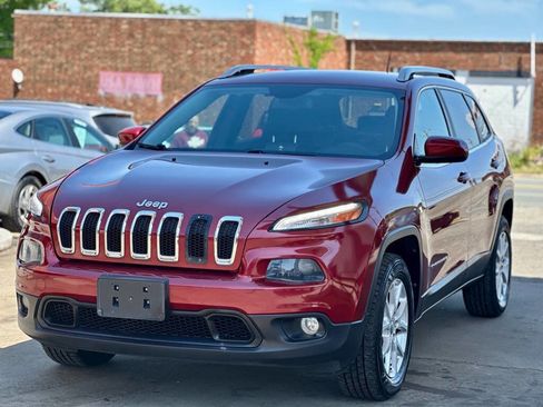 Used 2014 Jeep Cherokee Latitude image 3