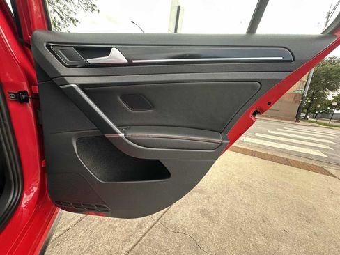 Used 2017 Volkswagen GTI Autobahn FWD image 35
