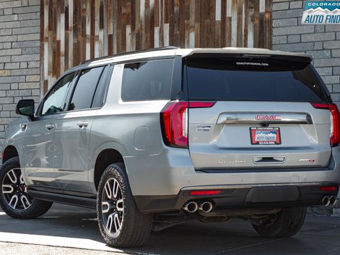 Used 2023 GMC Yukon XL AT4 w/ AT4 Premium Plus Package AWD/4WD image 4