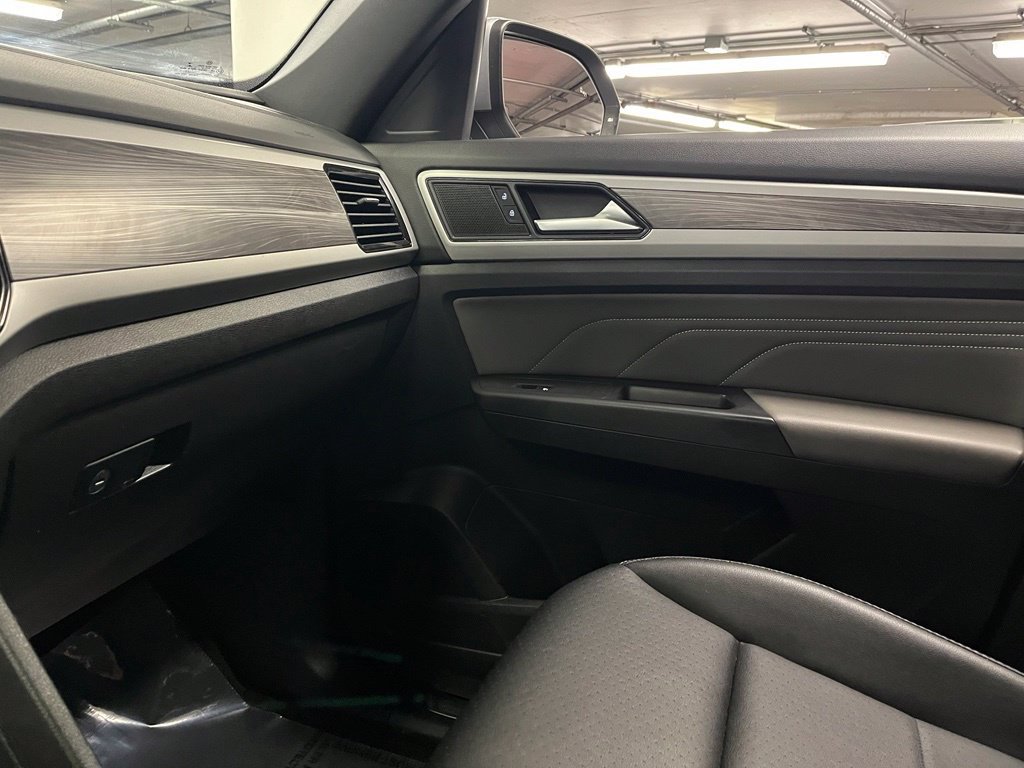 Used 2023 Volkswagen Atlas Cross Sport SE w/ Panoramic Sunroof Package AWD/4WD image 32