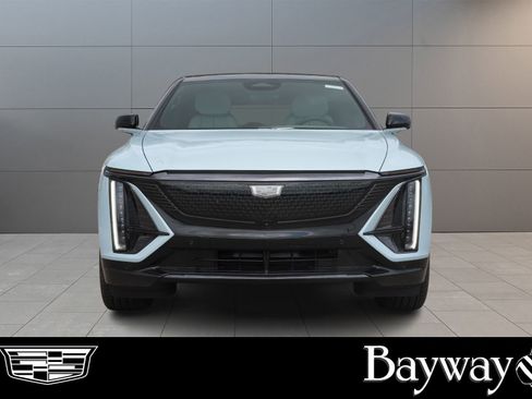 New 2026 Cadillac Lyriq Sport w/ LPO, Floor Liner Package image 2