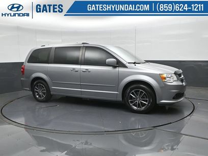 Used 2017 Dodge Grand Caravan SXT w/ Rear Park Assist Package