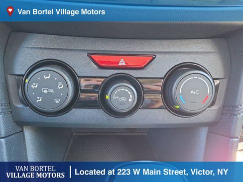 Used 2019 Subaru Crosstrek 2.0i Premium AWD/4WD image 19