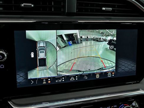 New 2026 GMC Sierra 1500 Denali Ultimate w/ LPO, Black Badging Package AWD/4WD image 16