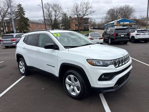 Used 2022 Jeep Compass Latitude w/ Convenience Group image 30