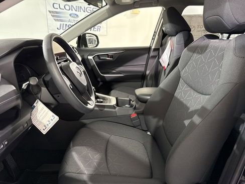 New 2025 Toyota RAV4 XLE image 19