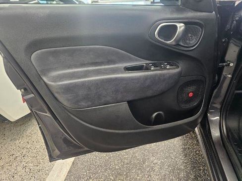 Used 2017 FIAT 500L Trekking FWD image 24