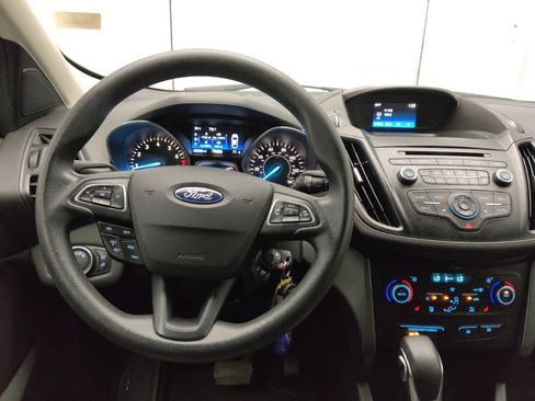 Used 2018 Ford Escape SE FWD image 22