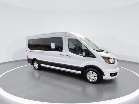 Used 2024 Ford Transit 350 XLT image 8