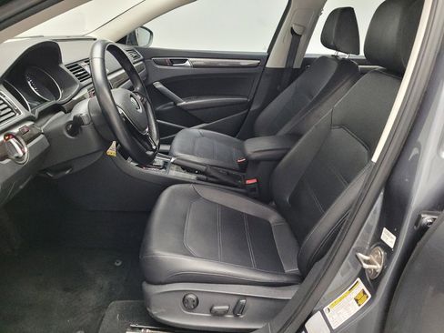 Used 2016 Volkswagen Passat 1.8T SE image 17