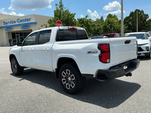 Used 2023 Chevrolet Colorado Z71 w/ Z71 Convenience Package 2 AWD/4WD image 4