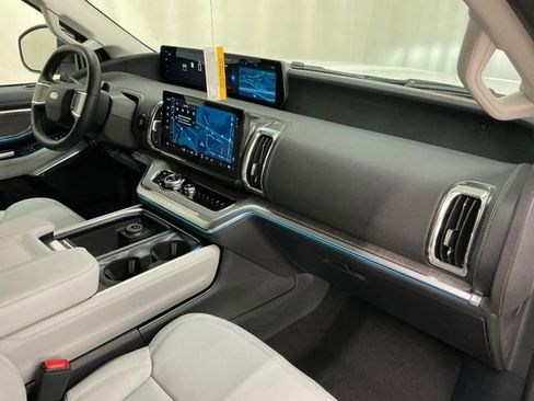 New 2026 Ford Expedition Max Platinum AWD/4WD image 20