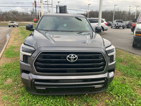 Used 2025 Toyota Sequoia Limited image 2