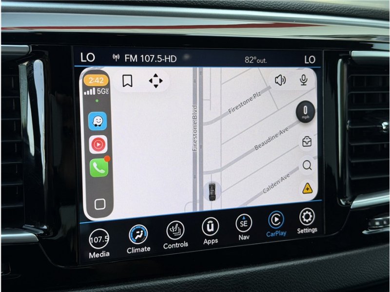 Used 2019 Chrysler Pacifica Touring-L Plus w/ Advanced Safetytec Group FWD image 59