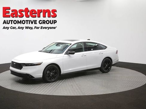 Used 2025 Honda Accord SE image 55