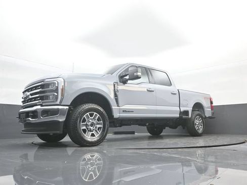 Used 2026 Ford F250 Lariat w/ FX4 Off-Road Package AWD/4WD image 25