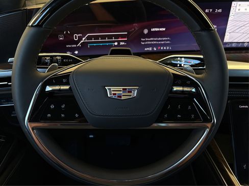 Used 2026 Cadillac Escalade Platinum Sport w/ LPO, ONYX Package image 19