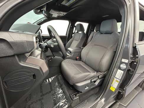 Used 2024 Toyota Tacoma SR5 RWD image 43