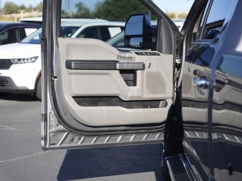 Certified 2022 Ford F350 XLT w/ XLT Premium Package image 29