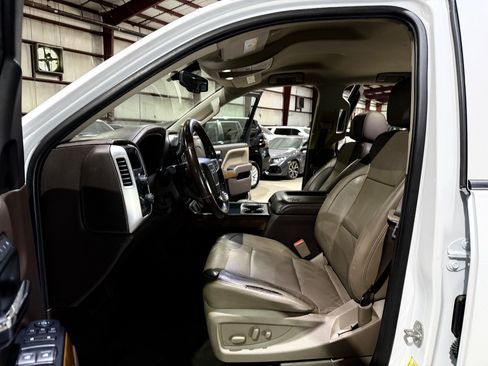 Used 2018 GMC Sierra 1500 SLT w/ SLT Premium Package AWD/4WD image 13