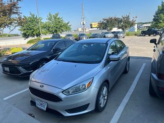 Used 2017 Ford Focus SE FWD video 1