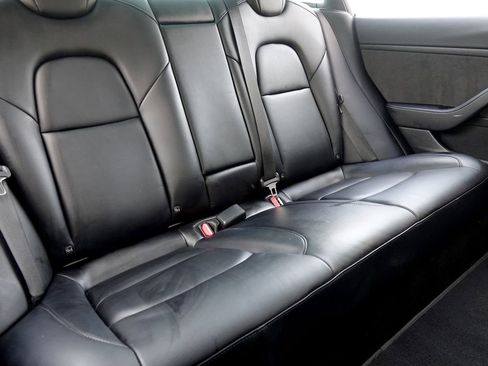 Used 2022 Tesla Model 3 Long Range image 10