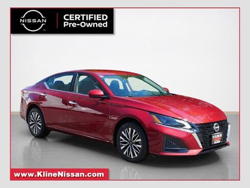Certified 2023 Nissan Altima 2.5 SV AWD/4WD image 1