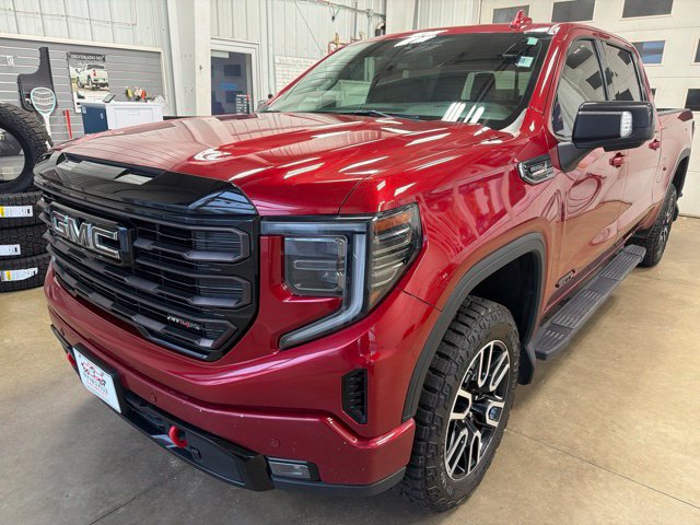 Used 2023 GMC Sierra 1500 AT4 w/ AT4 Preferred Package AWD/4WD image 2