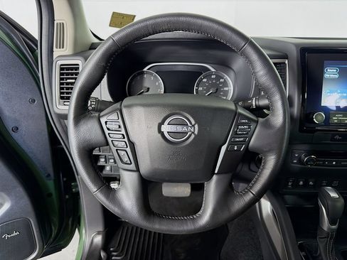 Used 2024 Nissan Frontier SV w/ Technology Package AWD/4WD image 13