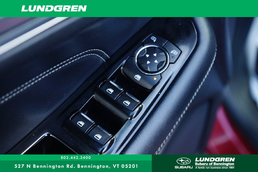 Used 2018 Ford Edge Titanium w/ Equipment Group 301A AWD/4WD image 12