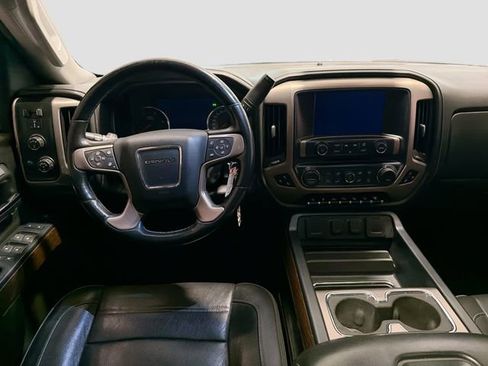 Used 2017 GMC Sierra 2500 Denali w/ Duramax Plus Package image 22