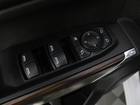 Used 2021 GMC Sierra 1500 SLT image 15