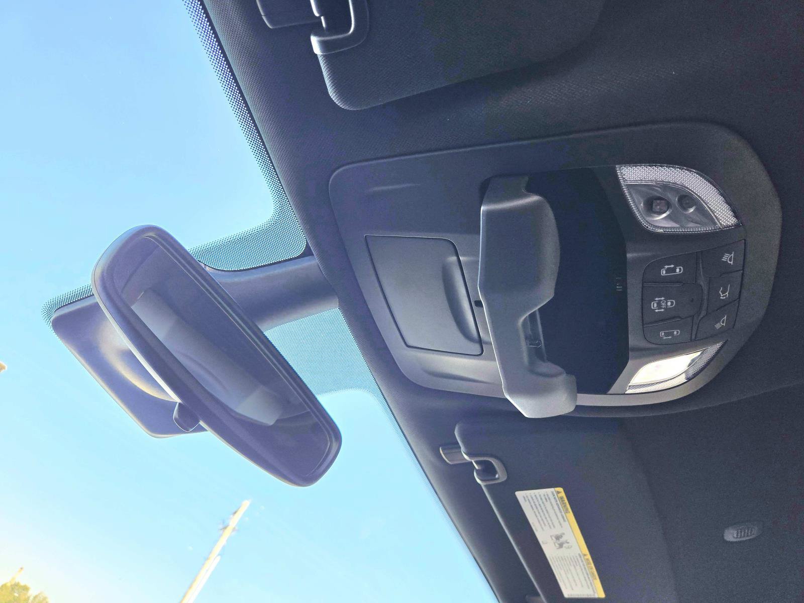 Used 2024 Chrysler Pacifica Touring-L FWD image 36