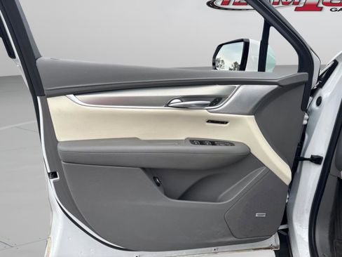 Used 2023 Cadillac XT5 Premium Luxury w/ Technology Package FWD image 25