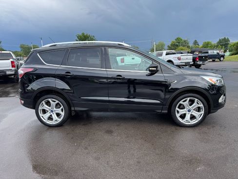 Used 2017 Ford Escape Titanium AWD/4WD image 6