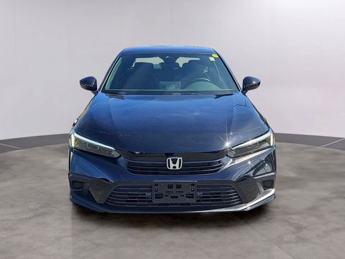 Used 2023 Honda Civic Sport image 2