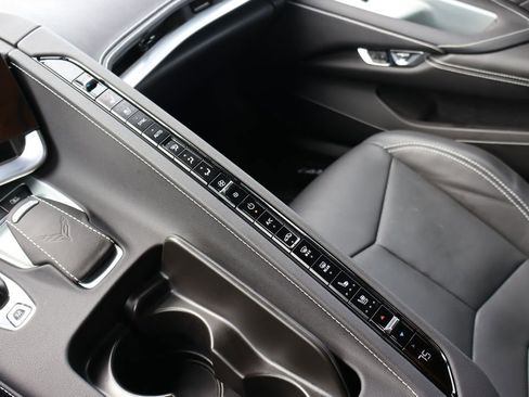 Used 2024 Chevrolet Corvette Stingray Preferred Cpe w/ Z51 Performance Package RWD image 18