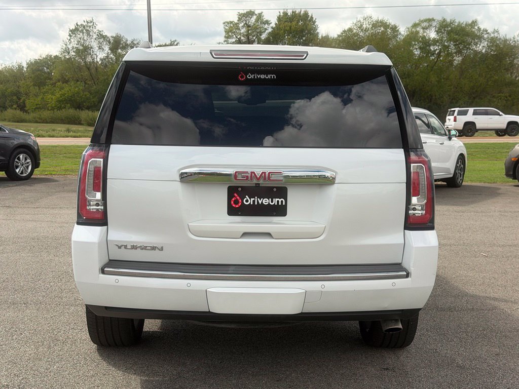 Used 2016 GMC Yukon Denali w/ Open Road Package AWD/4WD image 5