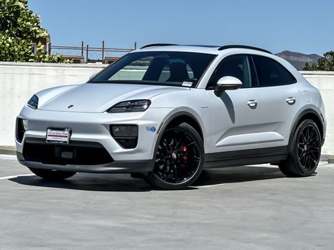 Used 2025 Porsche Macan 4S Electric AWD/4WD image 1