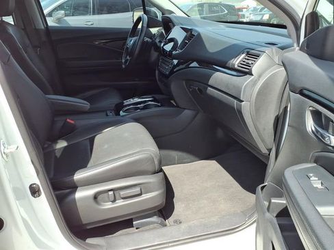 Used 2022 Honda Pilot Touring image 26
