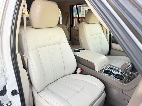 Used 2015 Lincoln Navigator L 4WD image 51