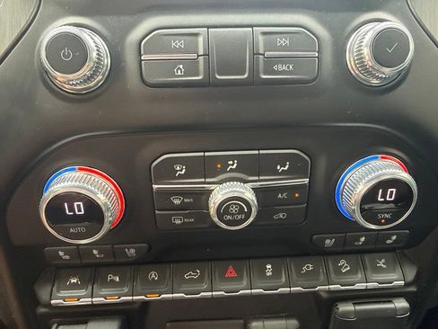 Used 2021 GMC Sierra 1500 Denali w/ Denali Ultimate Package AWD/4WD image 24
