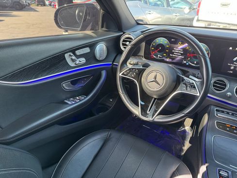 Used 2022 Mercedes-Benz E 350 Sedan w/ AMG Line Exterior image 17